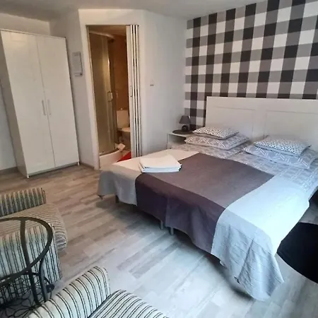 Bed & Breakfast Karo 3*