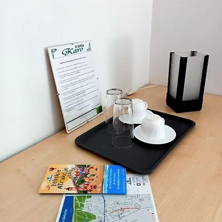 Karo Bed & Breakfast 3*